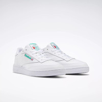Reebok Club C 85 AR0456 белые кожаные кроссовки 