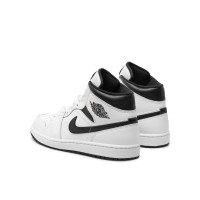 Jordan 1 Mid DQ8426-132 кроссовки высокие кожаные белые