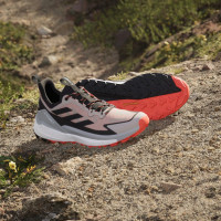 adidas Terrex Free Hiker 2.0 Low ie5111 бежевые мужские кроссовки
