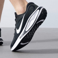Nike Journey Run FN0228-001 Мужские черные кроссовки 