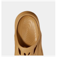 Hoka Ora Recovery Mule 1147951-WHTW бежевые тапочки слайдеры