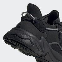 Adidas OZWEEGO EG8735 черные мужские кроссовки