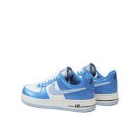 Nike Air Force 1 07 FJ4801-400 белые лаковые кроссовки форсы