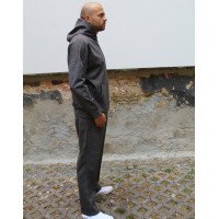 Серый костюм в клетку c оверсайз худи и прямыми штанами Shopchik