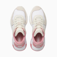 Белые женские кроссовки PUMA Storm Origin 369770-04