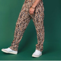 Прямые свободные трикотажные брюки животный принт  Shopchik
