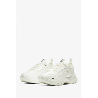 Nike TC 7900 DD9682-100 молочные кроссовки