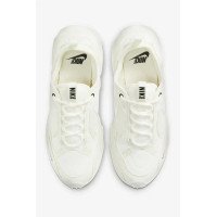 Nike TC 7900 DD9682-100 молочные кроссовки