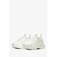 Nike TC 7900 DD9682-100 молочные кроссовки