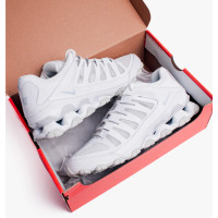 Nike Reax 8 Tr White 621716-102 Мужские белые кроссовки 
