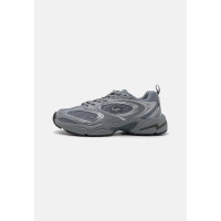 Lacoste STORM 96 2K 125 серые кроссовки сетка